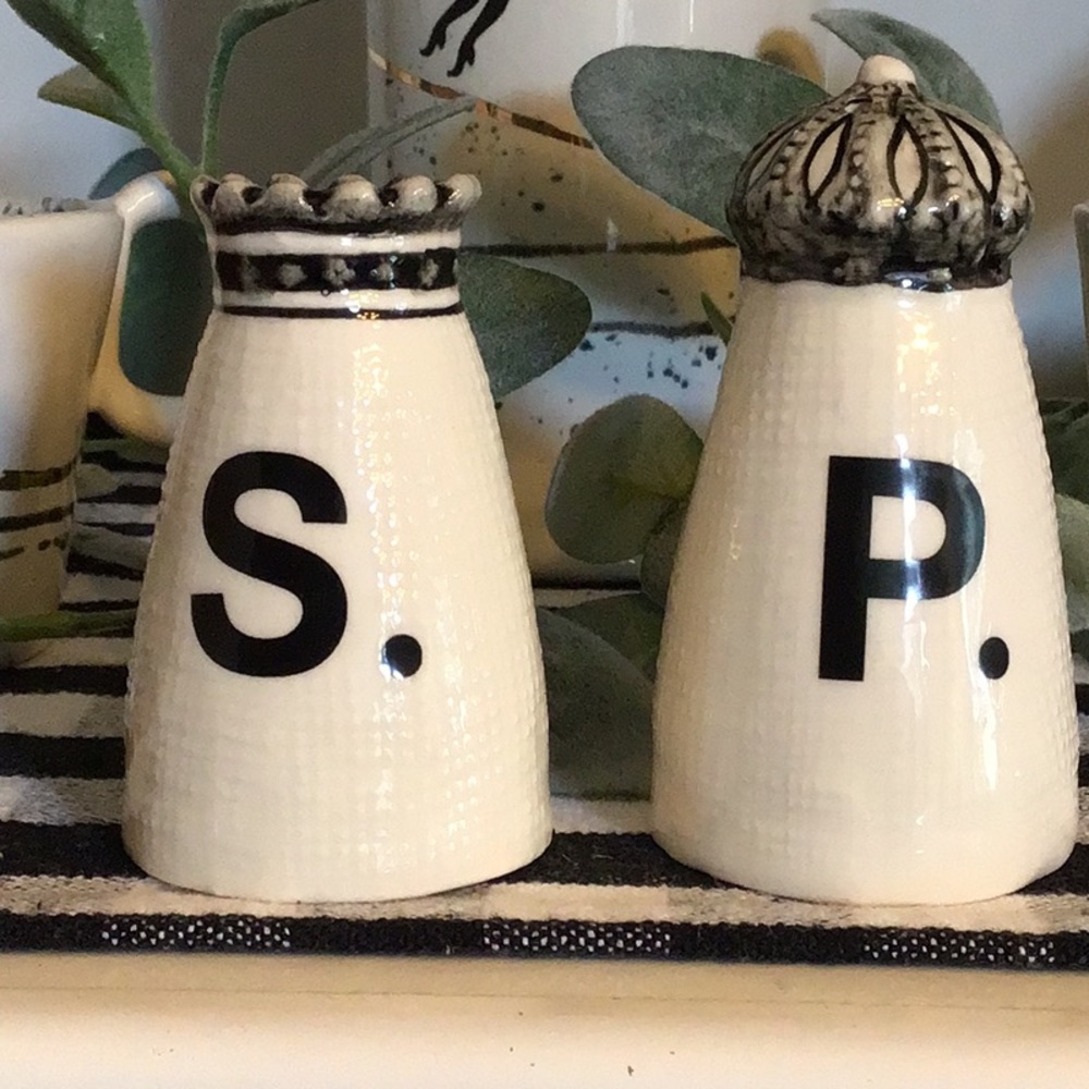 Rae Dunn Salt and Pepper Crown Shakers